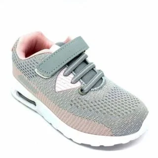 Zapatilla deportiva con velcro y cámara de aire